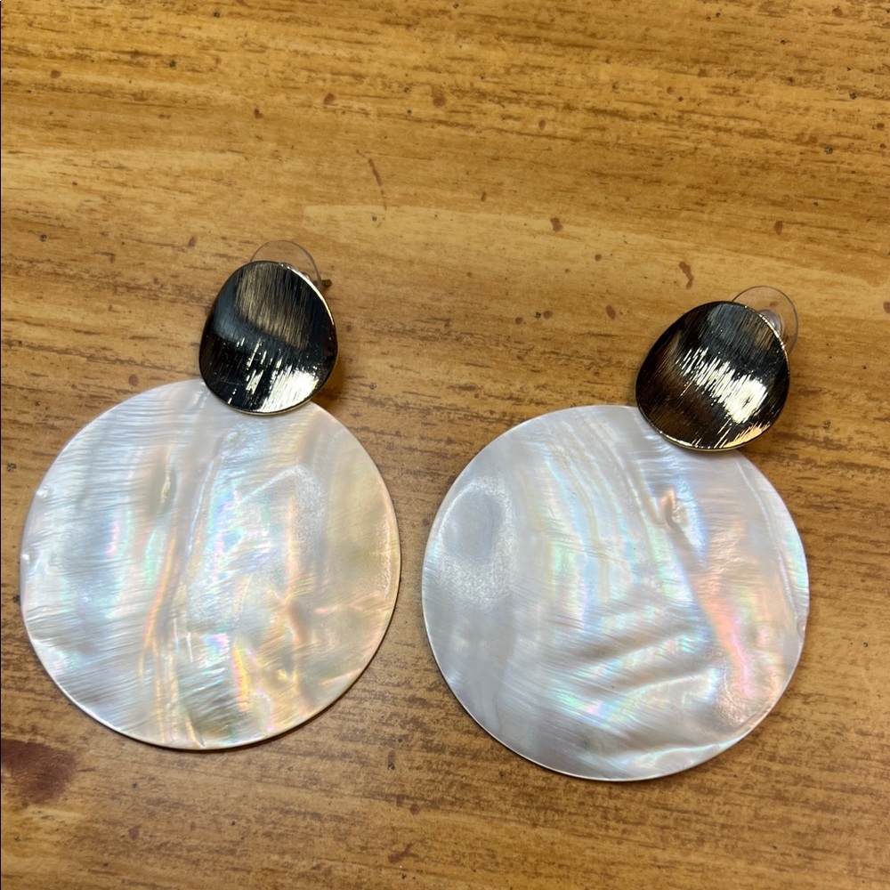 Iridescent White and Gold Earrings